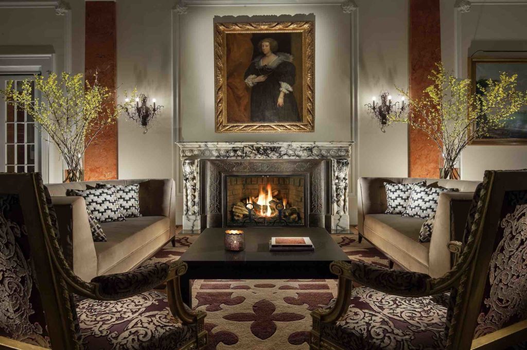 Then luxury lounge at the Palace Hotel